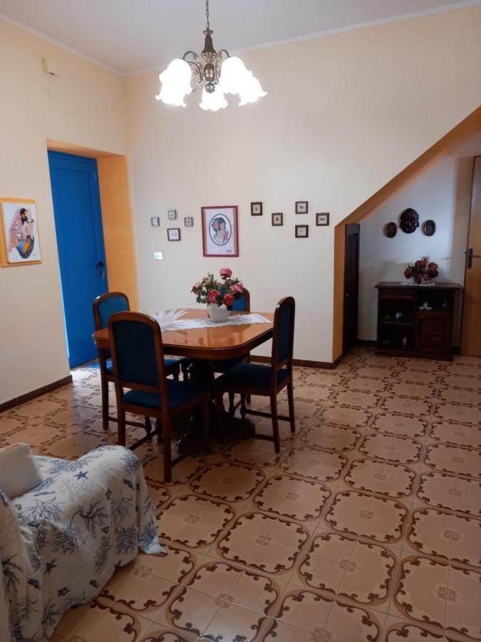 Casa Blu Oltremare Βίλα SantʼAntìoco Εξωτερικό φωτογραφία
